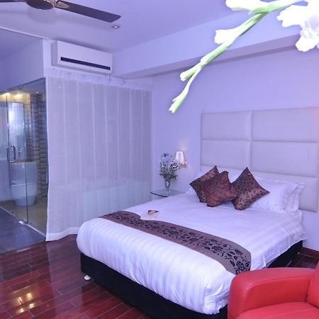 Contemporary Heights Hotel And Apartments Dhaka Room photo